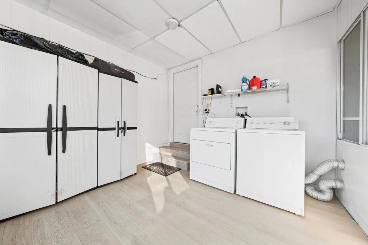 Spacious Centrally Located New 2 Bedroom Property! Инглвуд Экстерьер фото